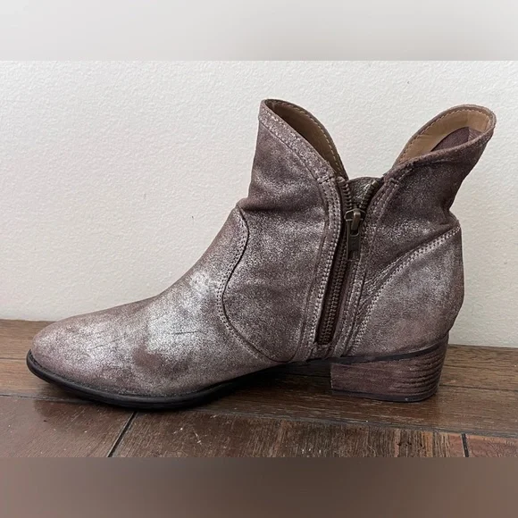 Seychelles Lucky Penny Metallic Pewter Boots Booties Womens size 10 - Picture 4 of 9
